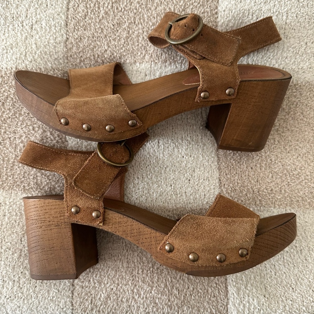 Urban Outfitters Heels